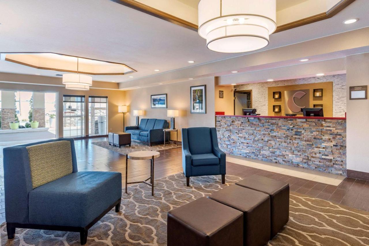 Comfort Inn & Suites Klamath Falls Exterior photo